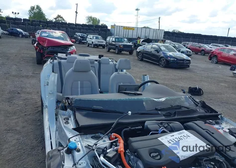 2025 Honda Civic Hybrid Sport/Sport Touring z USA, uszkodzony, nr VIN 2HGFE4F84SH313679